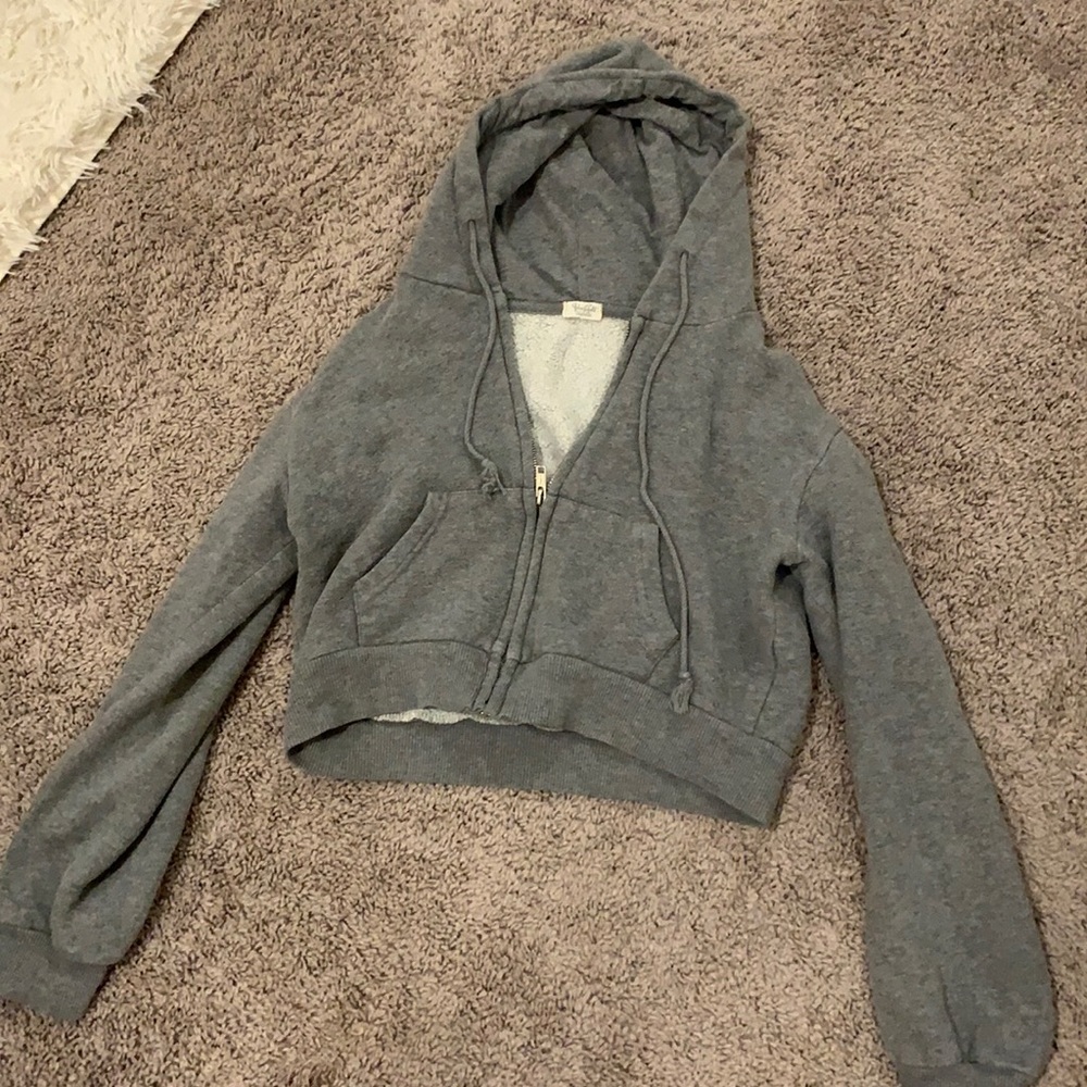 Brandy Melville Cropped Hoodie